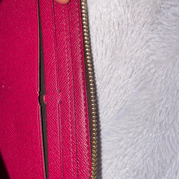 Small tear shown in picture. I paid $755 sling for $400 - Picture 3 of 5